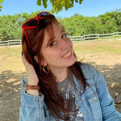 annedieharteee image 1